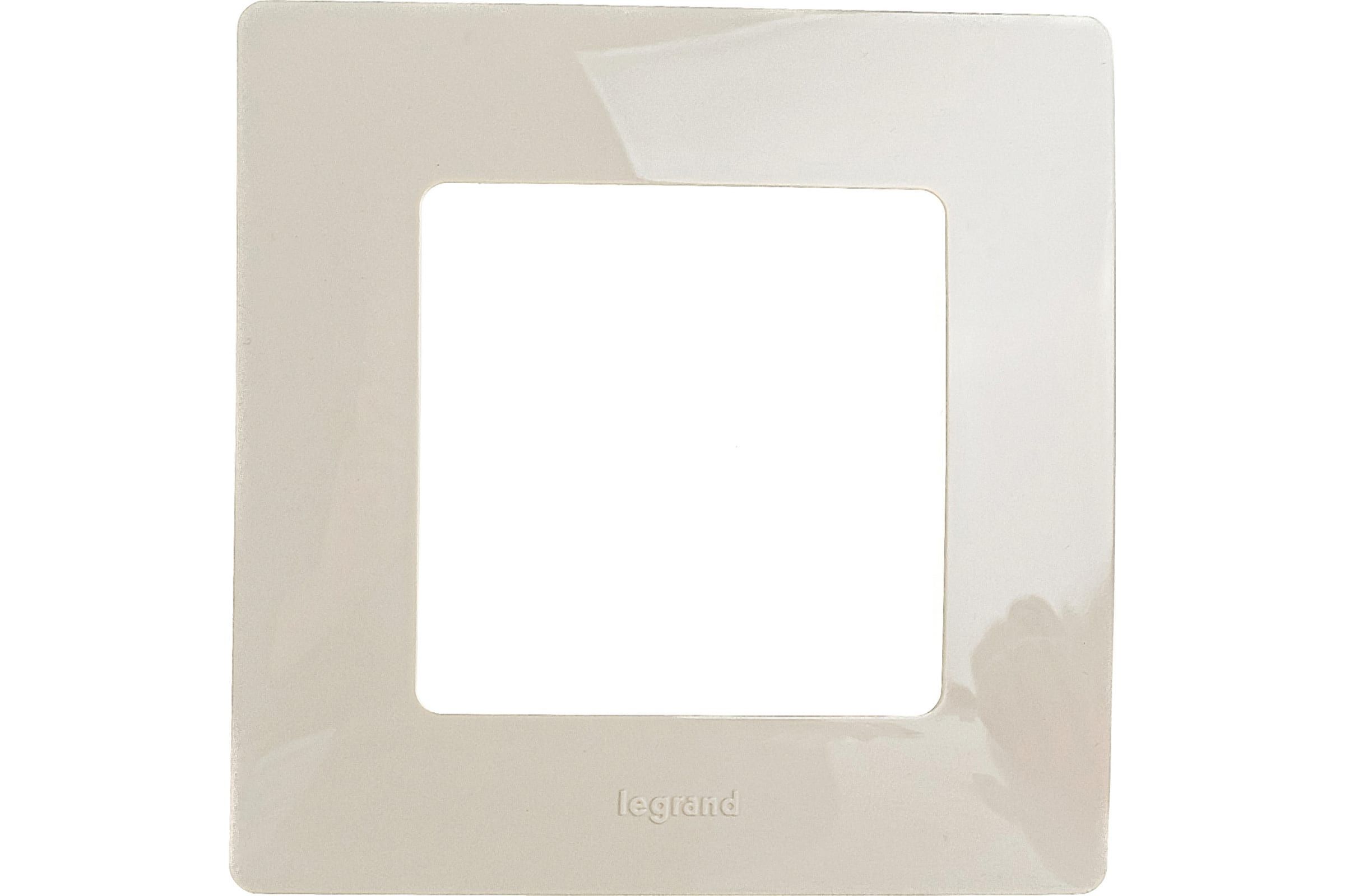 

Legrand Etika 1 пост Ivory 672511