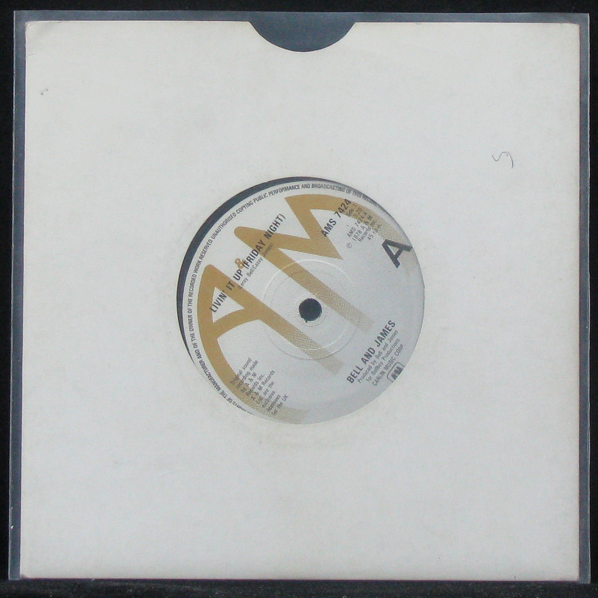

LP Bell And James - Livin' It Up (Friday Night) (single) A&M (305029)