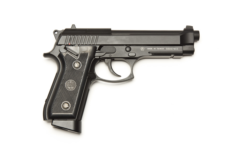 Пистолет KWC Taurus PT-99 CO2 GBB KCB-15AHN 17950₽