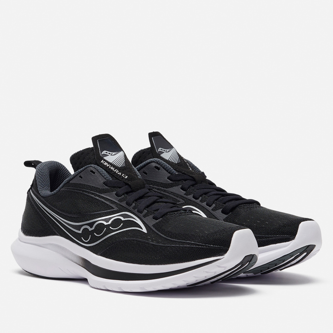 

Спортивные кроссовки женские Saucony Kinvara 13 черные 37.5 EU, Черный, Kinvara 13