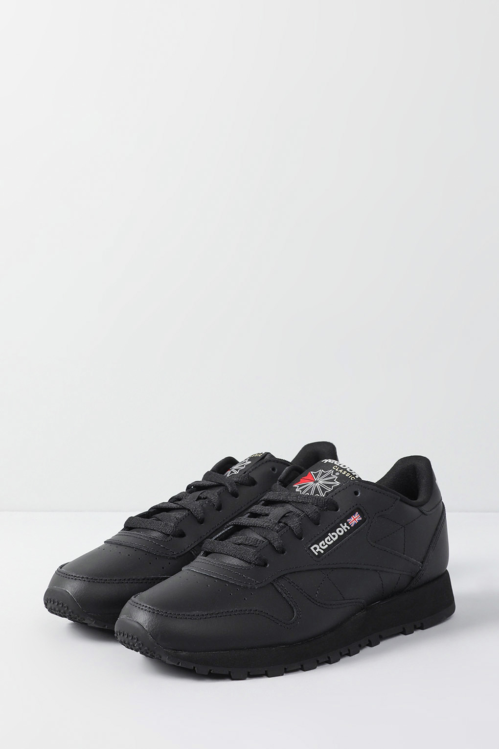 

Кроссовки женские Reebok GY0960 черные 9 US, Черный, GY0960/