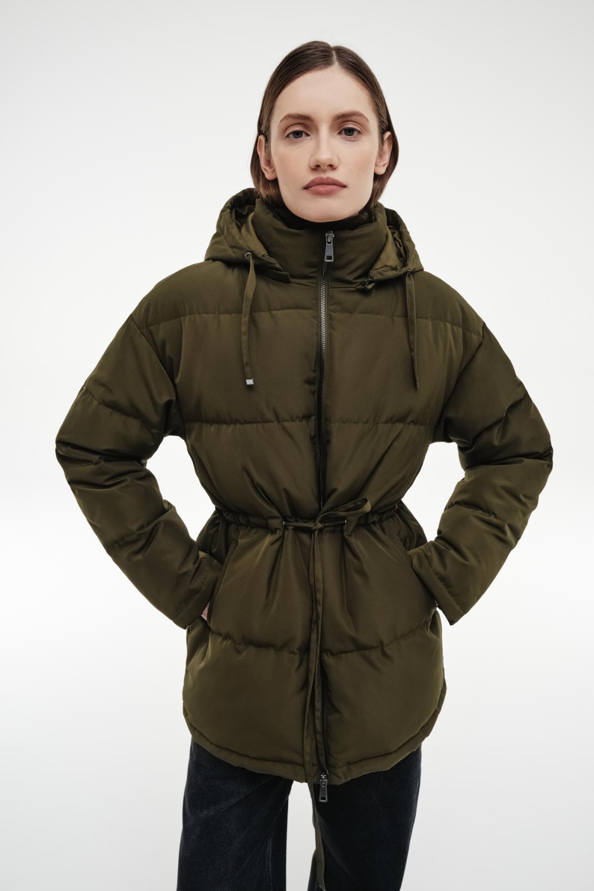 

Пуховик женский YOUSTORE C0922006W зеленый 40-42 RU, C0922006W