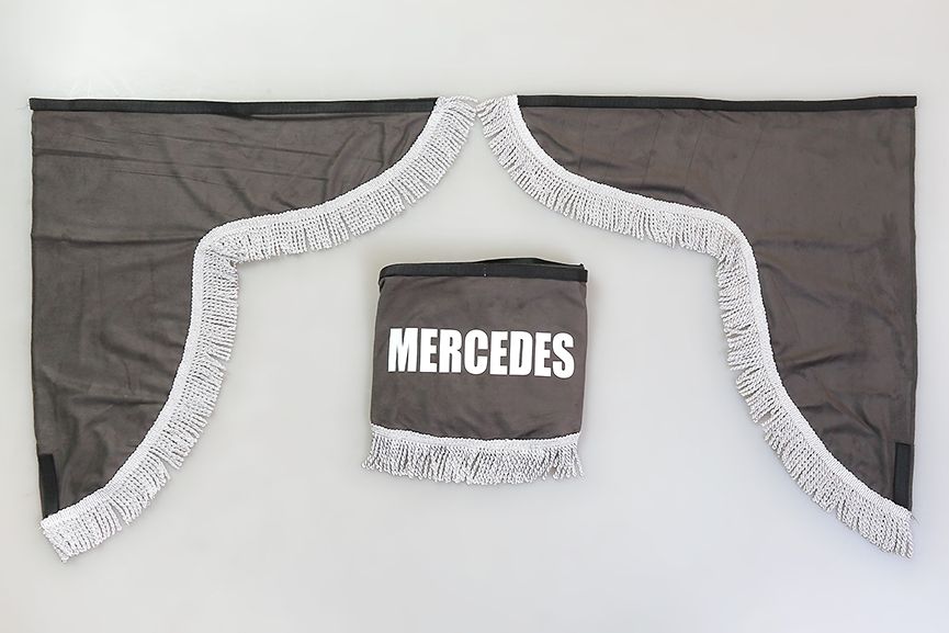 

Ламбрекен лобового стекла и угол Mercedes (польская ткань) Серый с бахромой