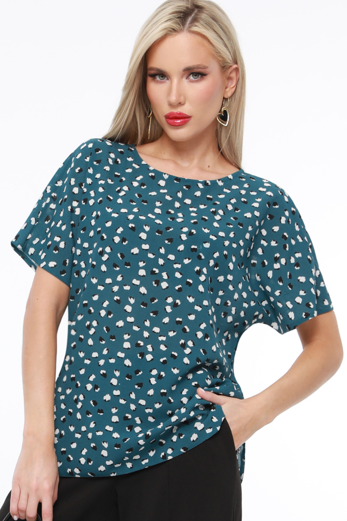 

Блуза женская DSTrend Лорет зеленая 52 RU, Зеленый, Лорет