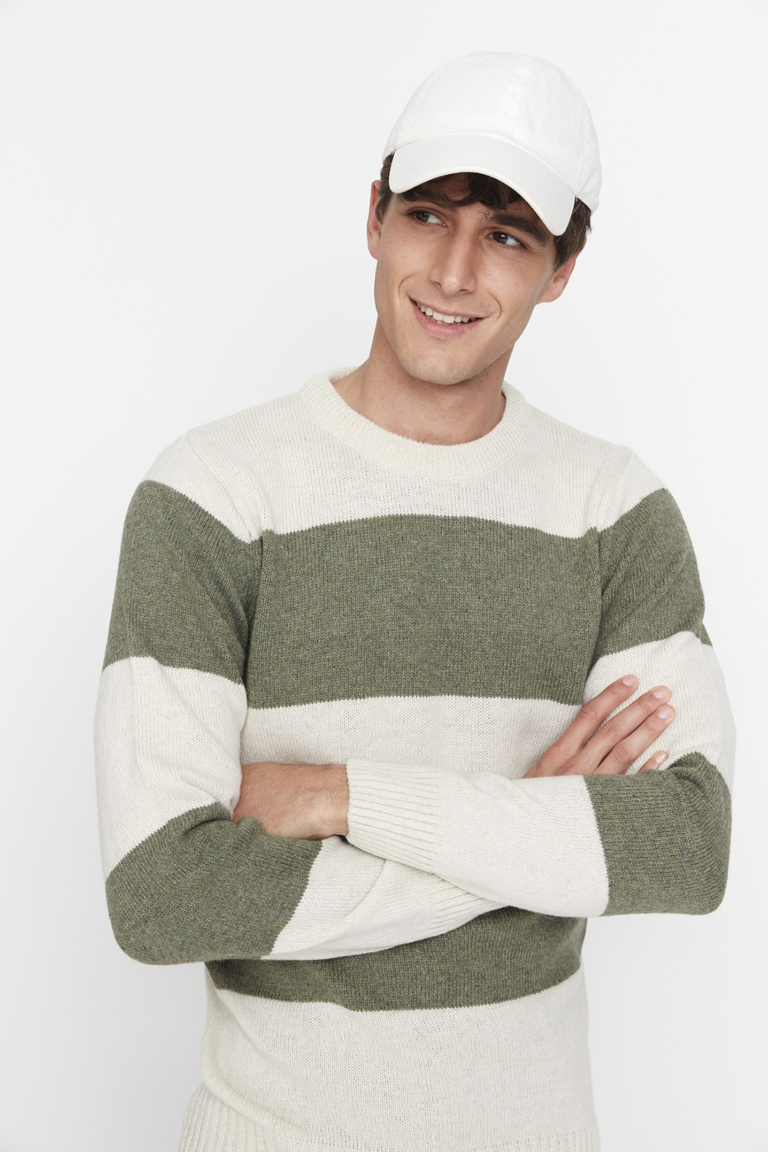 

Джемпер мужской Trendyol TMNAW22KZ0349 белый L, TMNAW22KZ0349