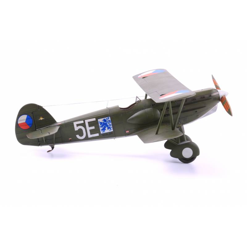

7429 Eduard 1/72 Самолет Avia B.534 III. serie