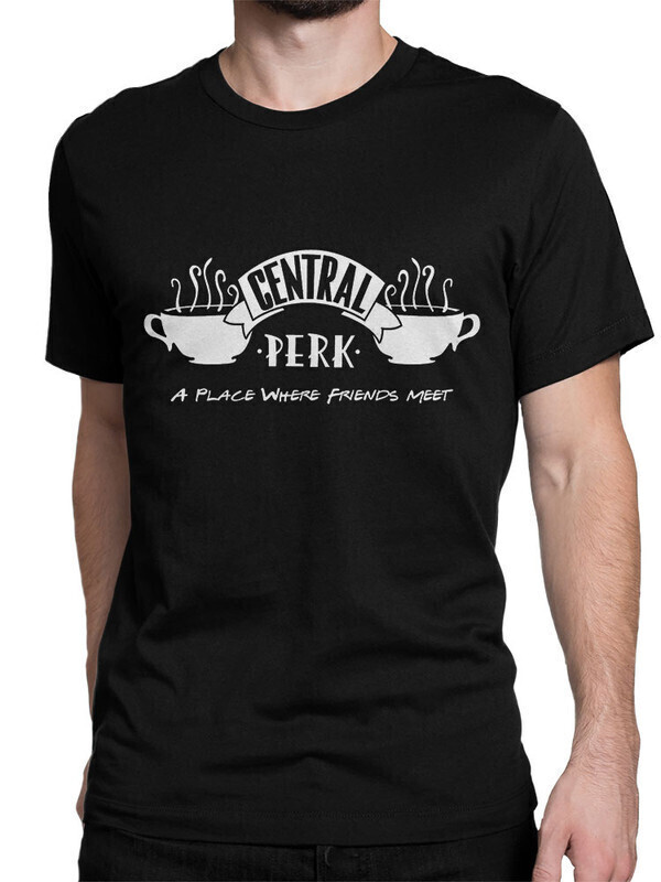 

Футболка мужская Dream Shirts Сериал Друзья - Central Perk 5000848-2 черная XS, Черный, Сериал Друзья - Central Perk 5000848-2