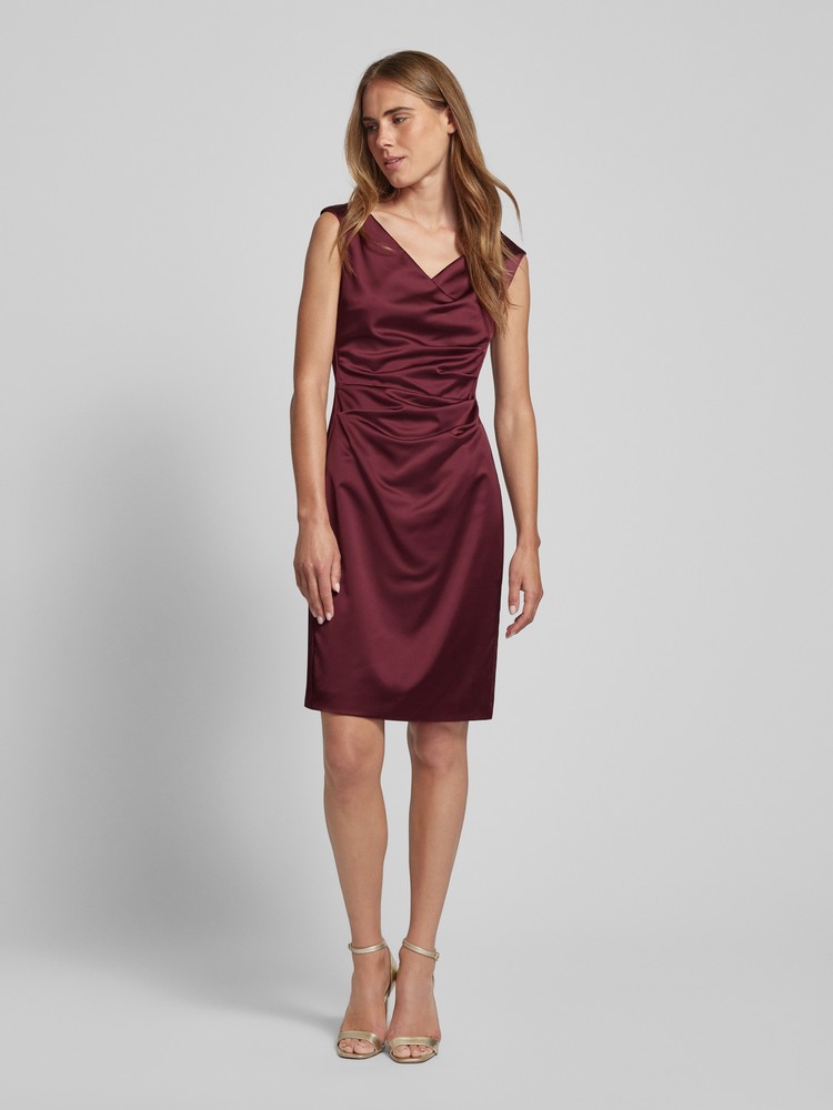 

Платье женское Vera Mont 584822 бордовое 36 EU, Бордовый, 584822
