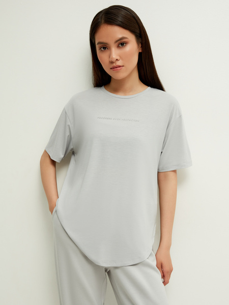 

Футболка женская ZARINA 2368691412 серая XS, 2368691412