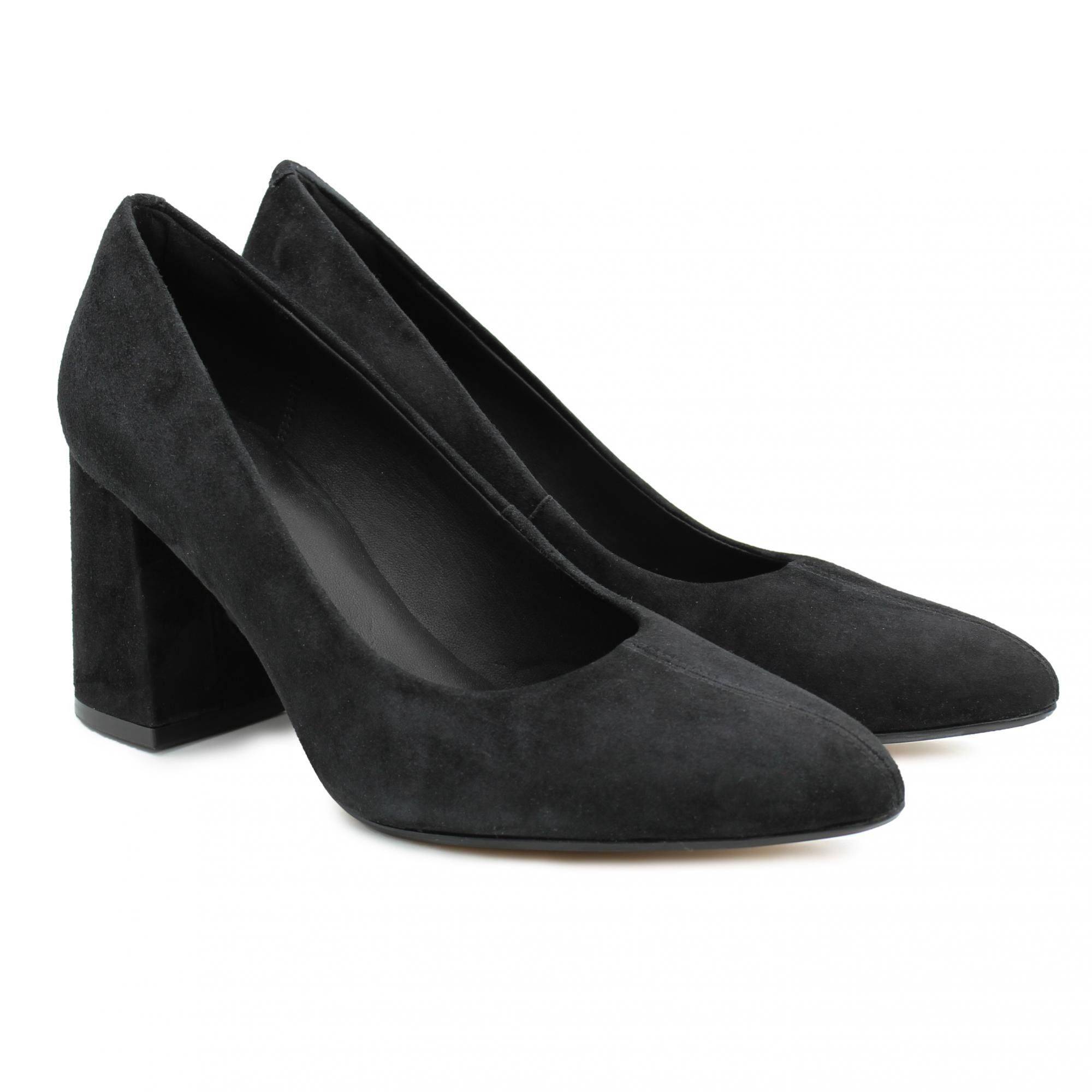 

Туфли женские Clarks Laina85 Court 26151800 черные 40 EU, Laina85 Court 26151800