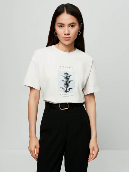 

Футболка женская ZARINA 2368540440 бежевая M, 2368540440
