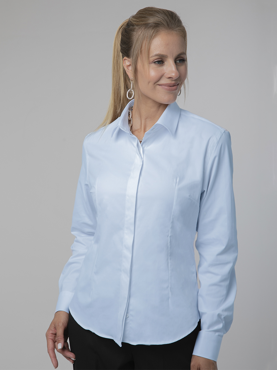 Рубашка женская Business Line 6.22.21 голубая 46 RU