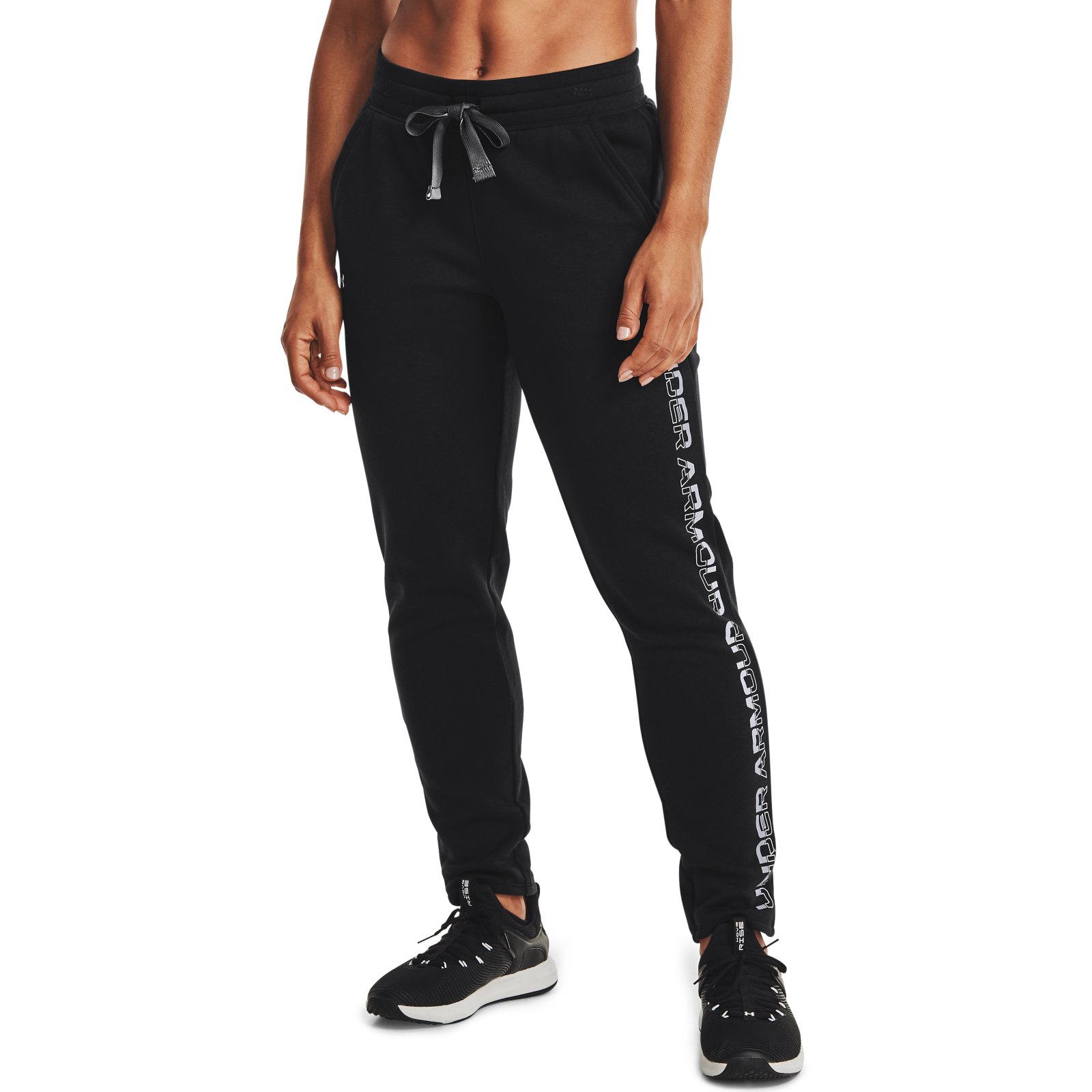 

Спортивные брюки женские Under Armour 1361093-001 черные XS, 1361093-001