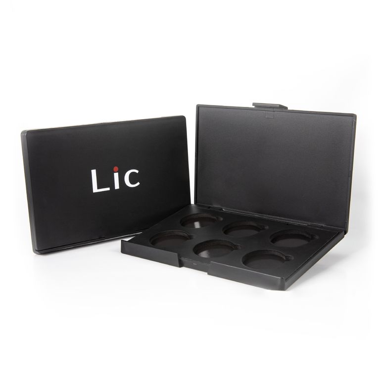 

Палетка для теней Lic магнитная 6 рефилов Magnetic palette for shadows