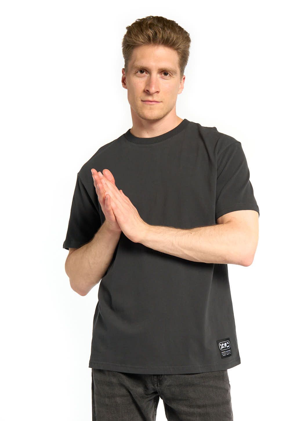 

Футболка мужская Atributika&Club 138710 серая 3XL, Серый, 138710