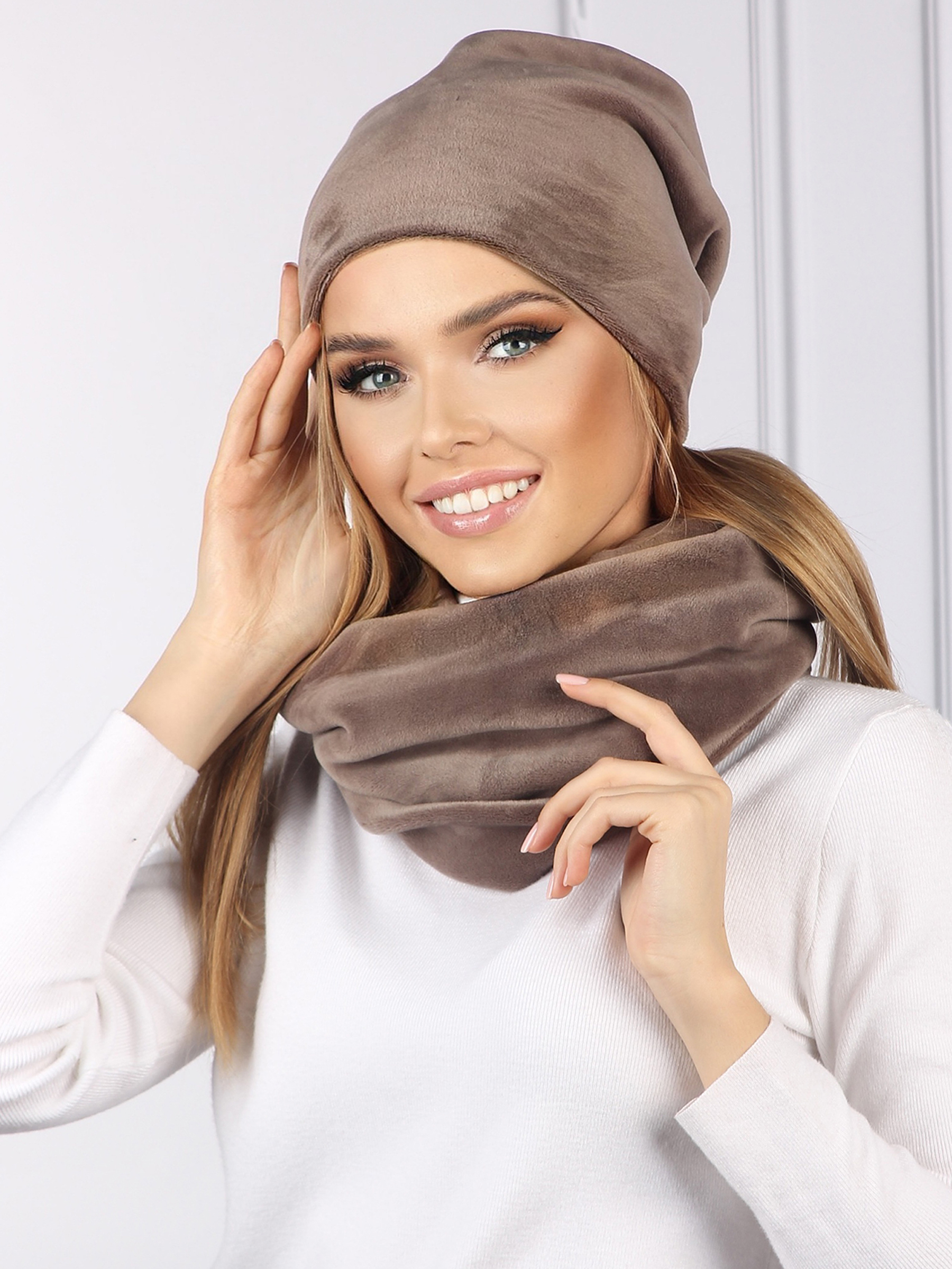 

Шапка бини женская Pretty Mania ZW156 коричневая р. 56-58, ZW156