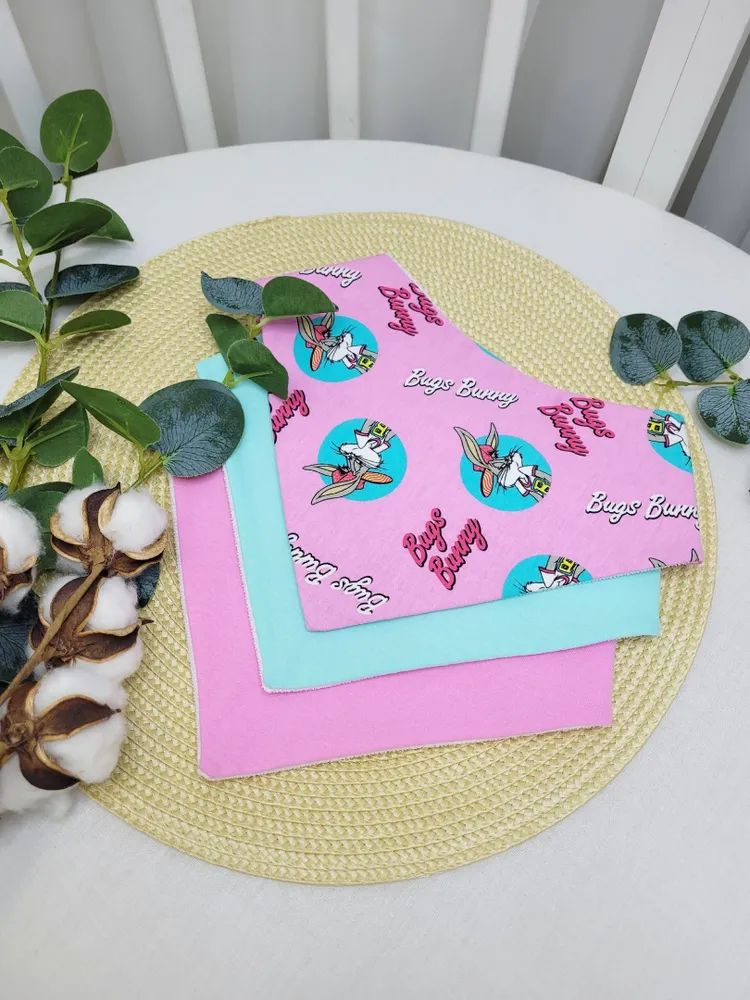 Нагрудники непромокаемые Багз Банни в кругах 3шт