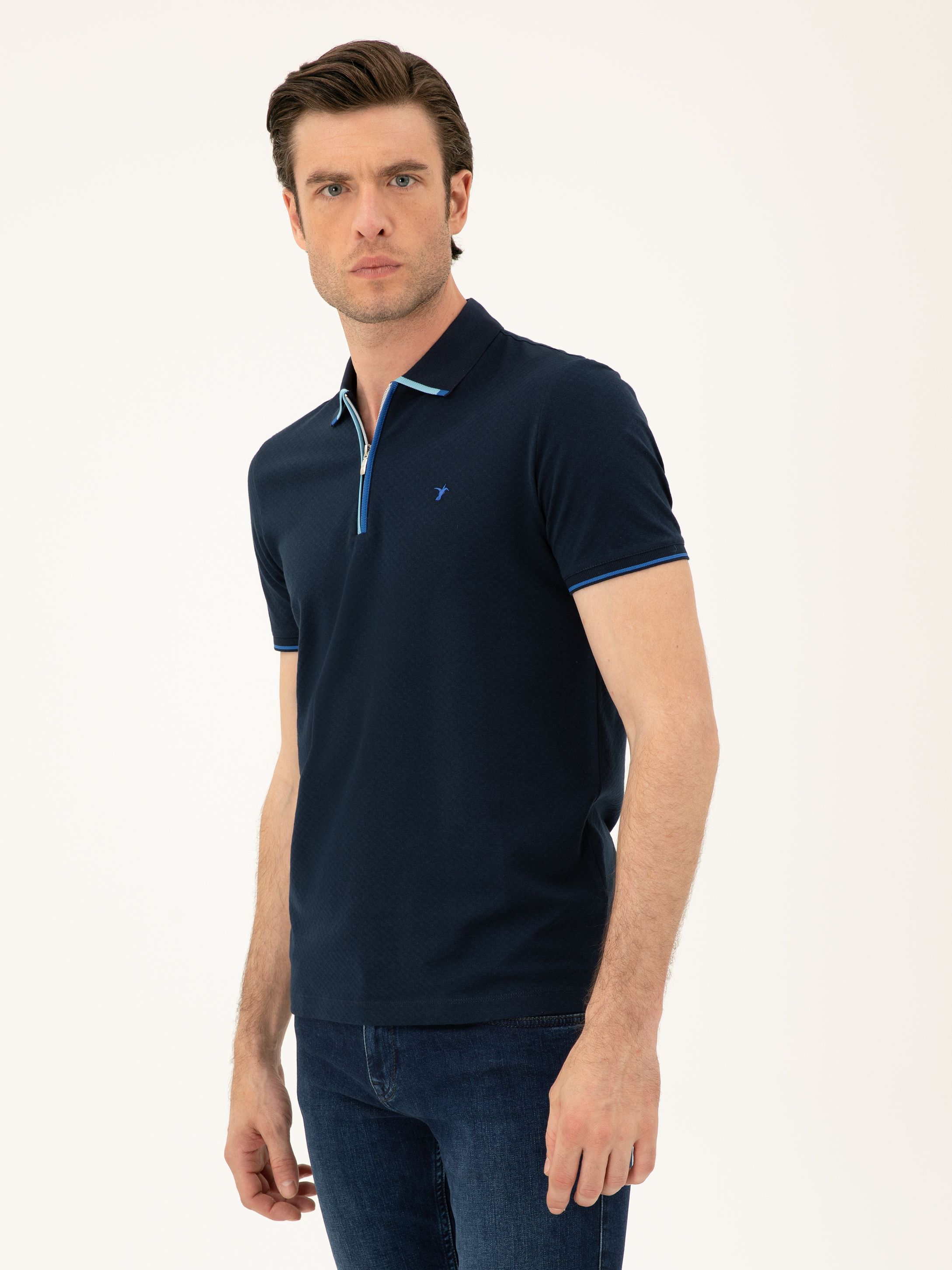

Футболка мужская Cacharel G051SZ0110OWEN синяя 2XL, Синий, G051SZ0110OWEN