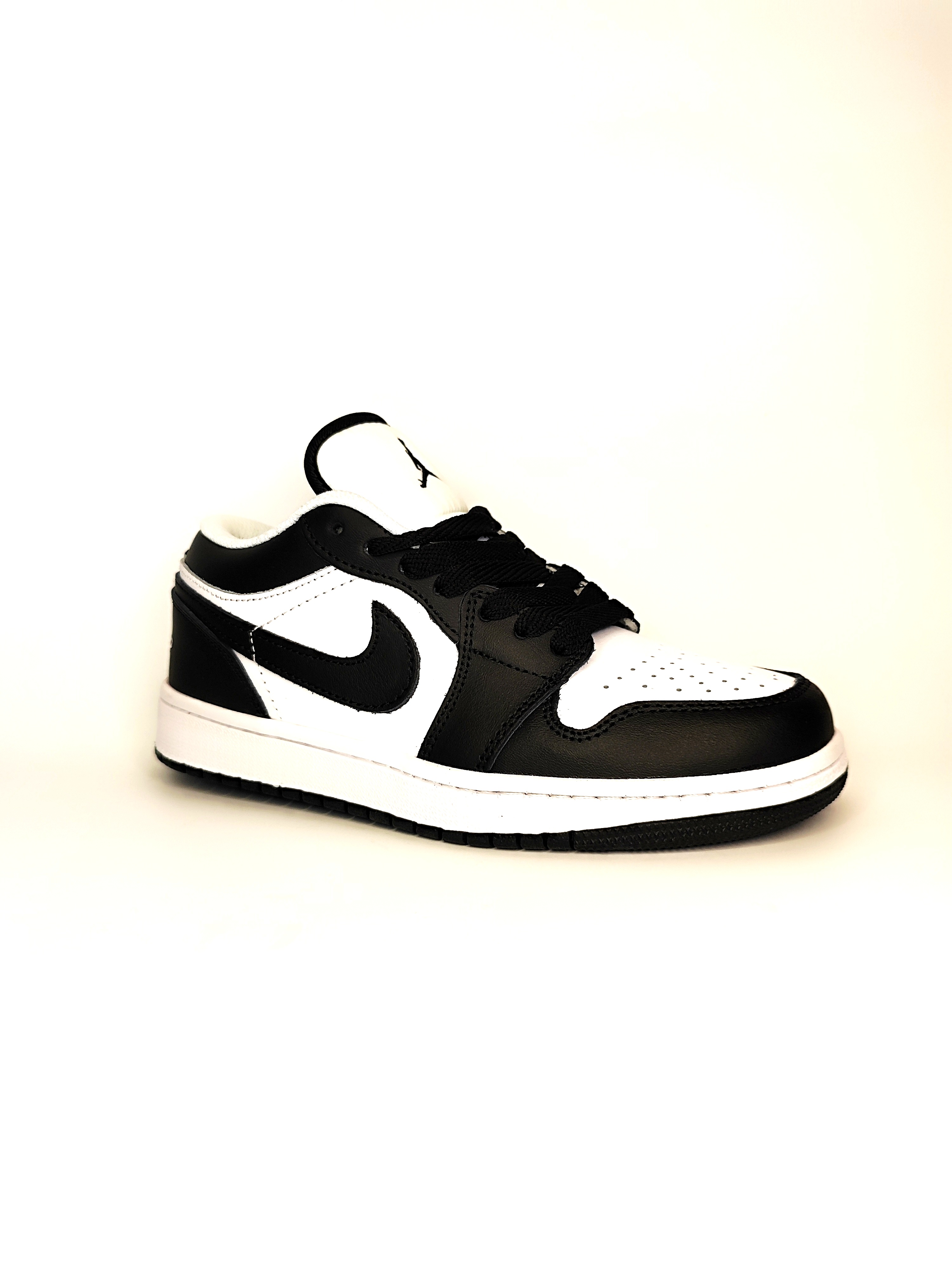 

Кеды женские Nike Air Jordan 1 Low разноцветные 40 EU, Разноцветный, Air Jordan 1 Low