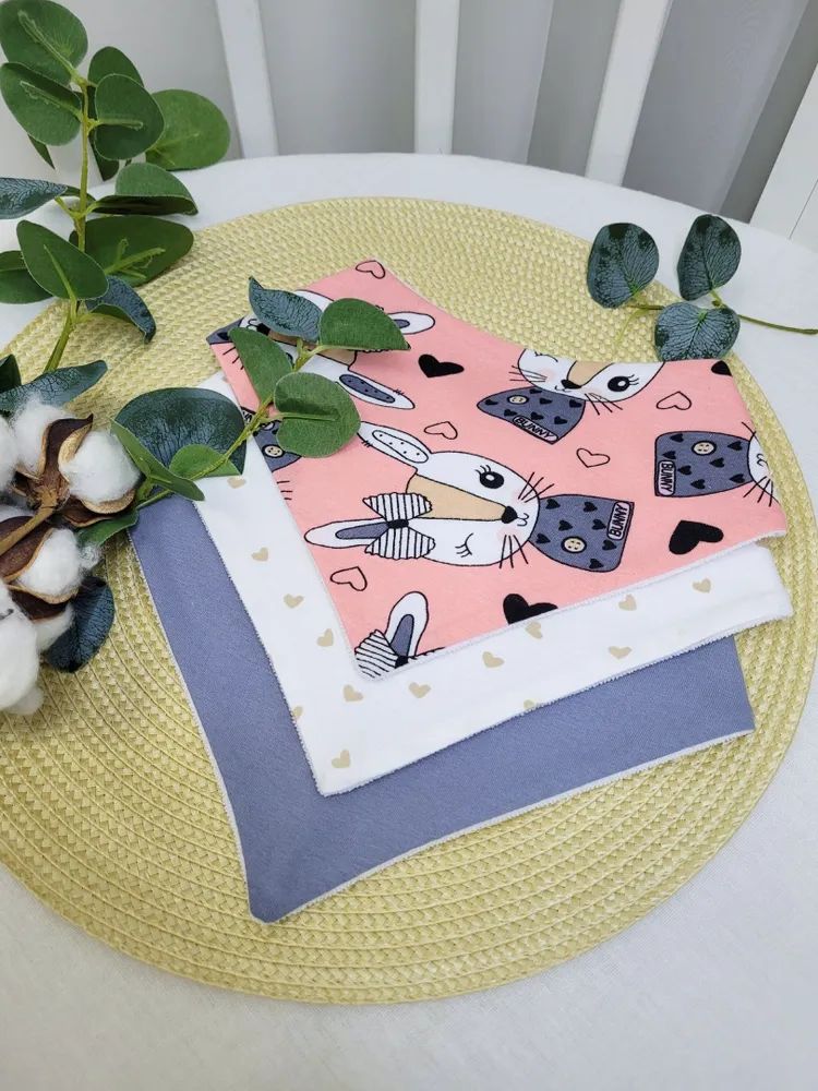 Нагрудники непромокаемые Зайчики на персиковом 3шт