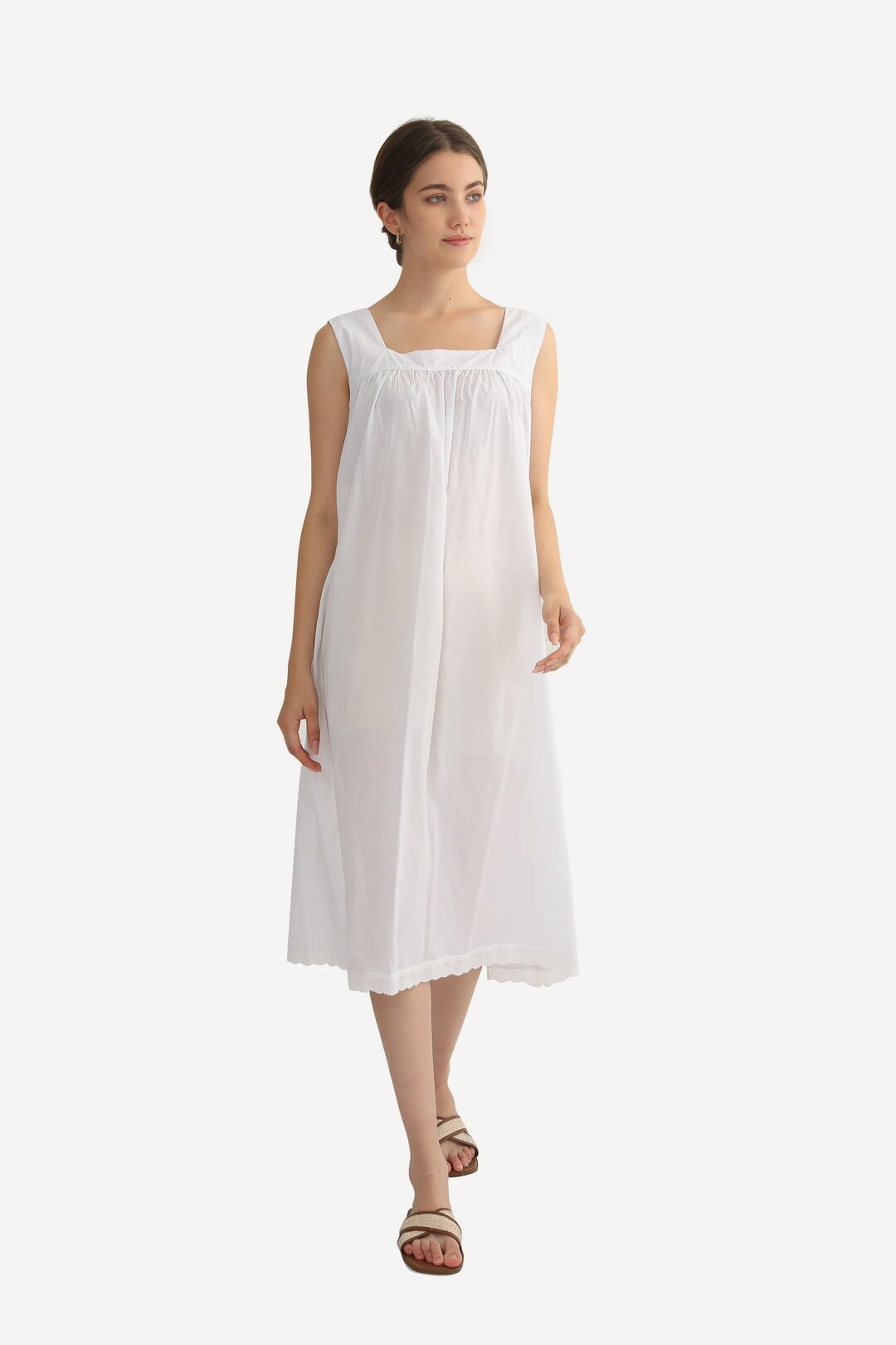 Ночная сорочка женская Mingul & Meiyeon 220792 белая 48 RU