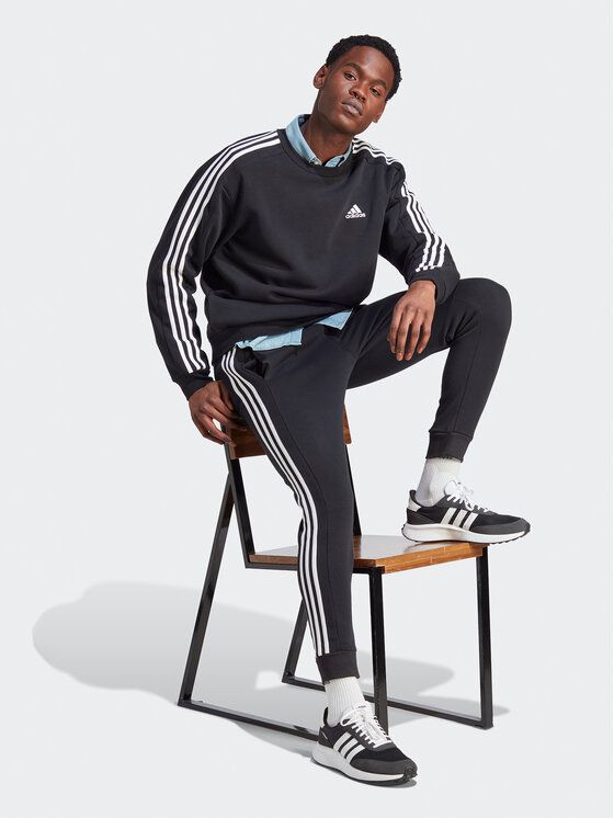 

Свитшот мужской Adidas 302287796 черный S (доставка из-за рубежа), 0000302287796