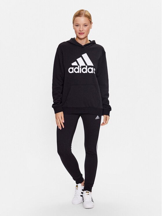 

Худи женское Adidas 302287772 черное M (доставка из-за рубежа), Черный, 0000302287772