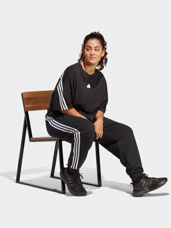 

Спортивные брюки женские Adidas 302287666 черные 3XL (доставка из-за рубежа), Черный, 0000302287666