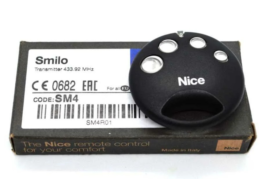 

Пульт для ворот и шлагбаума Nice SM4 Италия, SM4