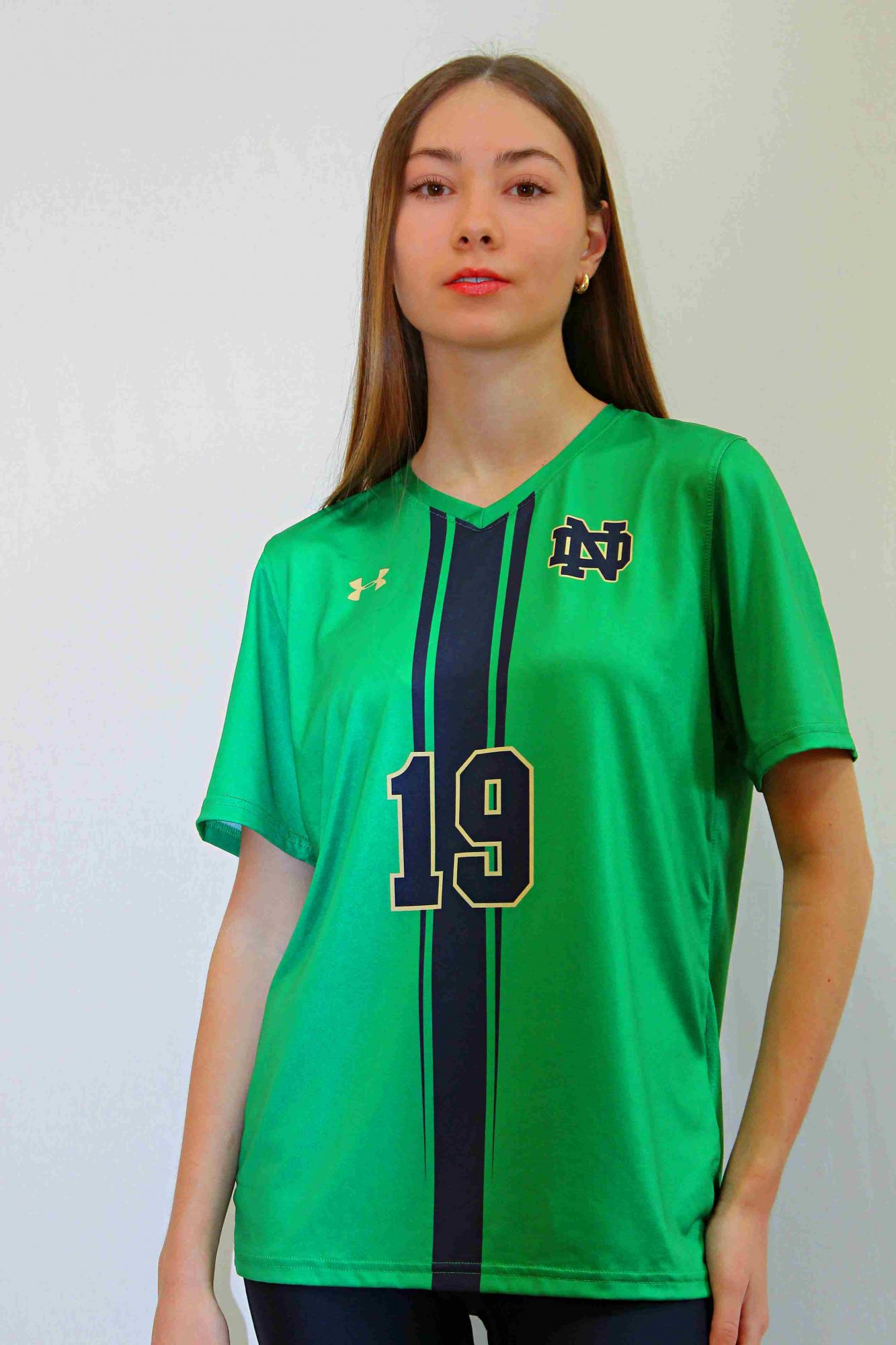 

Футболка женская Under Armour Notre Dame 19 зеленая M, Notre Dame 19