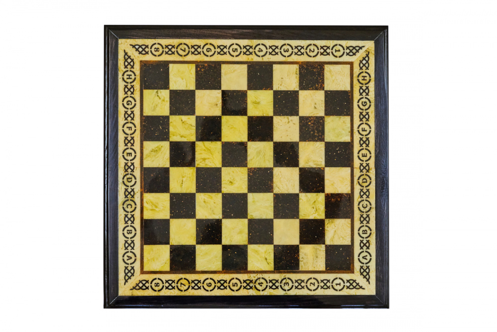 Шахматный ларец Gamedealer из янтаря с выдвижными ящиками дуб 50х50 yantar20