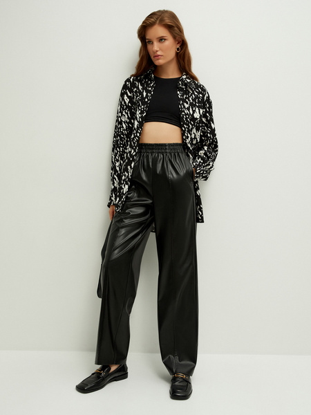 

Брюки женские ZARINA 2460217717 черные S, 2460217717