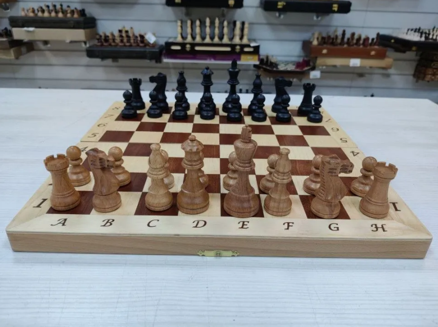 Шахматы Lavochkashop деревянные Индийский Стаунтон интарсия светлые