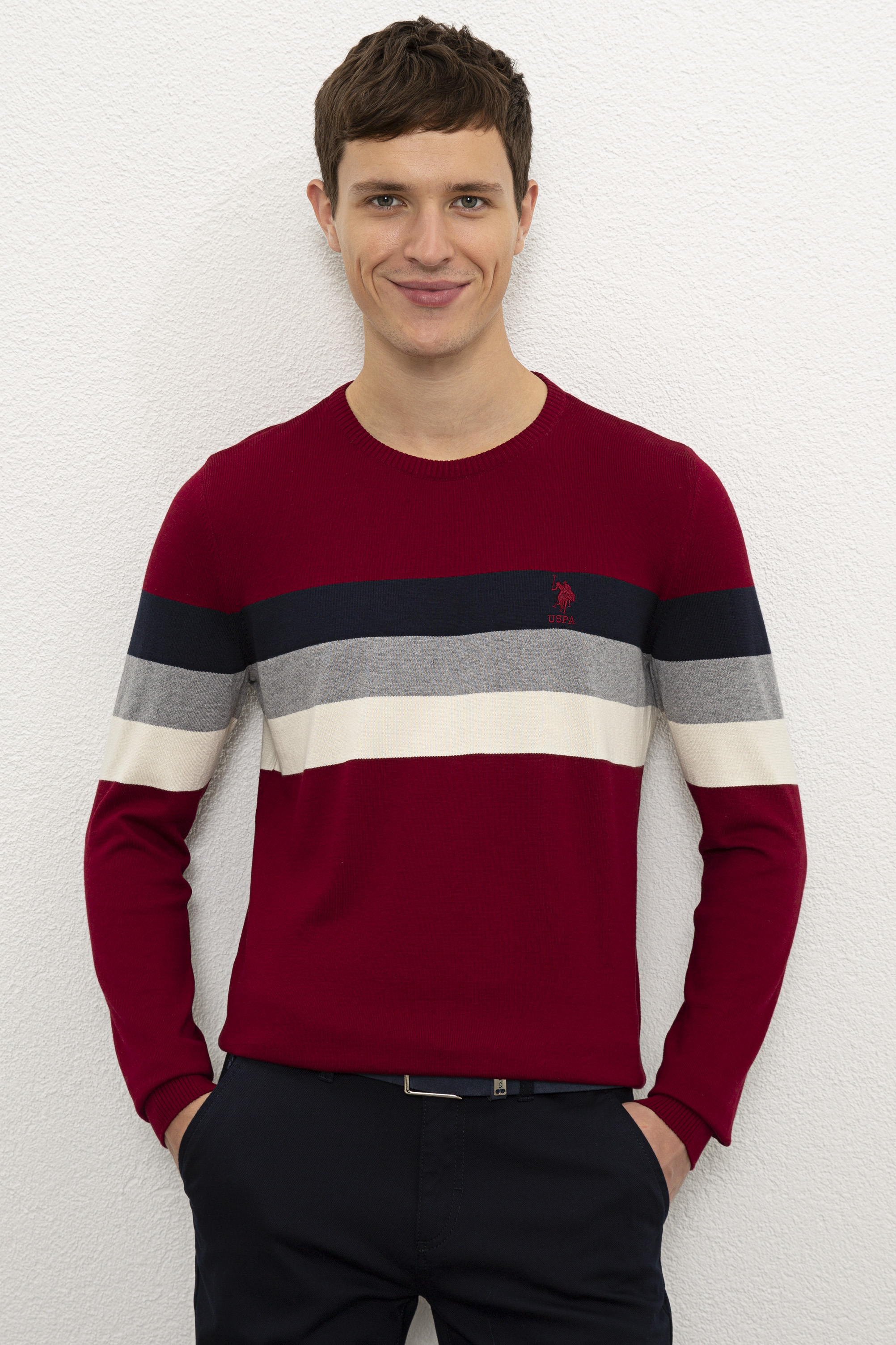 

Джемпер мужской G081GL0TK0SANCEZSK20-E U.S. POLO Assn. бордовый M, G081GL0TK0SANCEZSK20-E