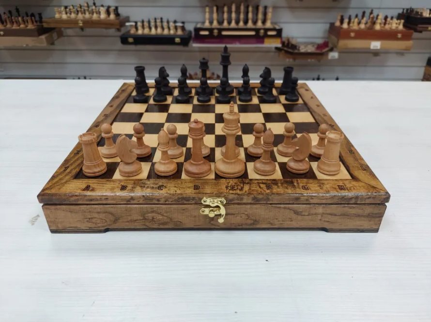 Шахматы Lavochkashop в ларце деревянные Авангард утяжеленные