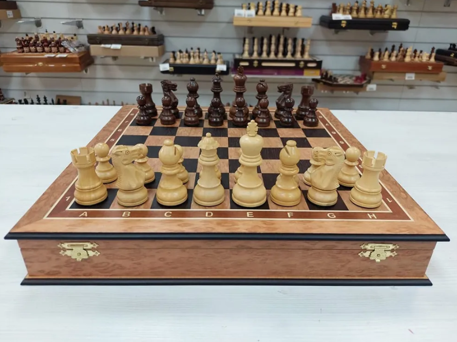 Шахматы Lavochkashop подарочные эвкалипт фигуры из самшита фигуры для демонстрационных шахмат