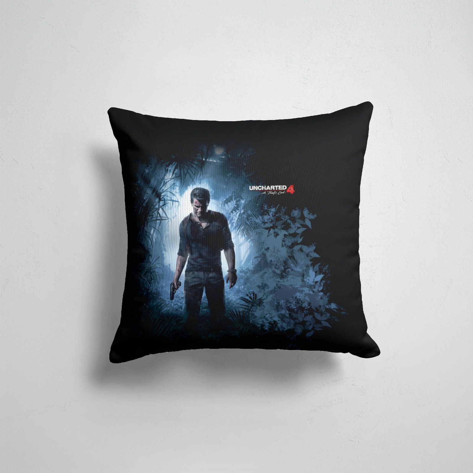 

Подушка декоративная 45х45см Геймерам Uncharted Drake in jungle, Разноцветный