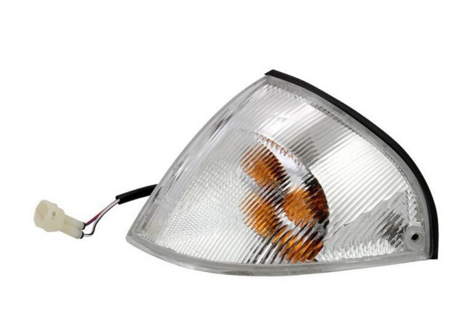 Фонарь указателя поворота лев (белый) SUZUKI: SWIFT 96-