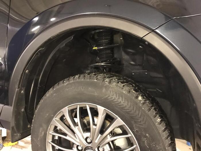 

Подкрылок передний правый для Toyota RAV4 (2012-2019)