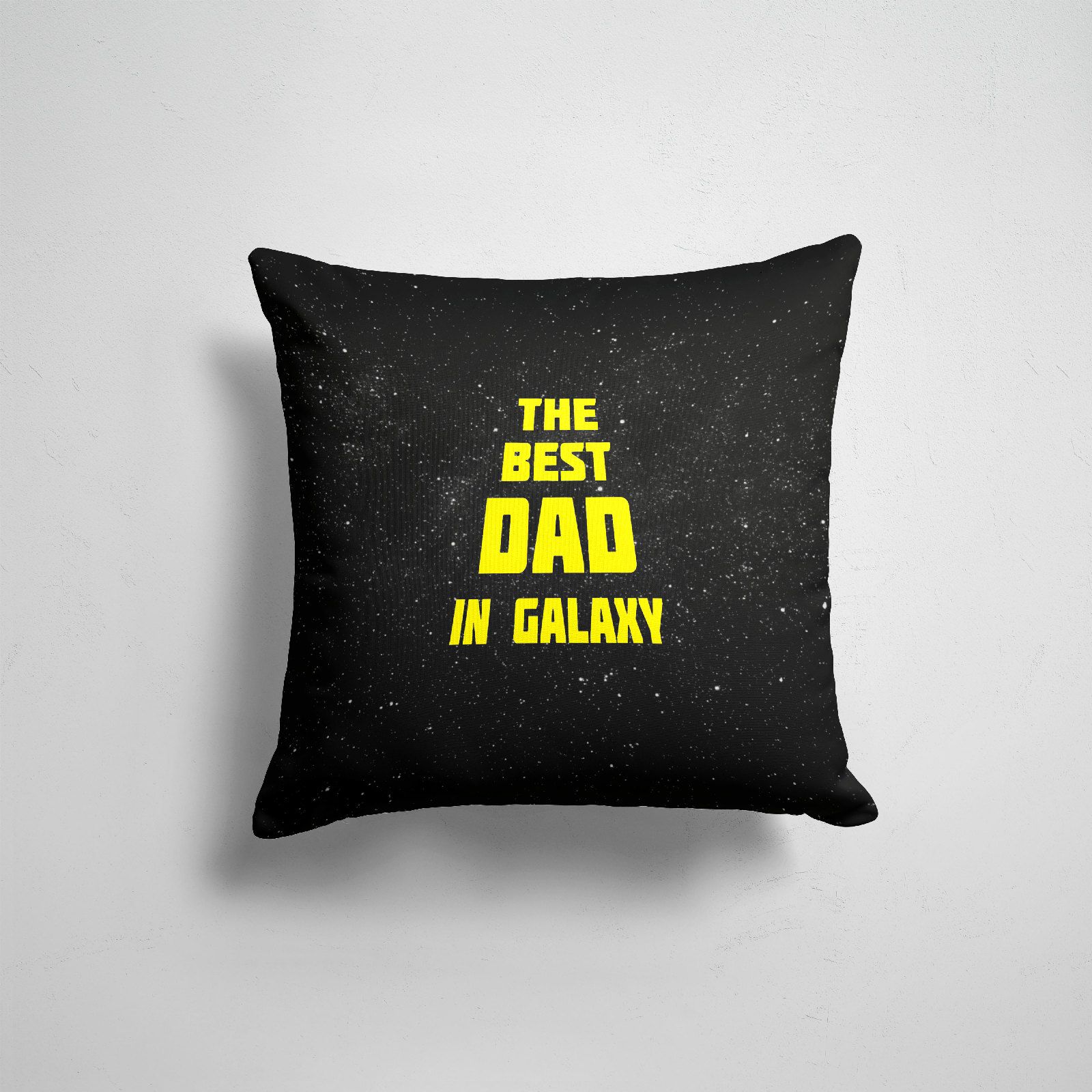 

Подушка декоративная 45х45см Родственникам и друзьям Лучшие папы The best dad, Разноцветный