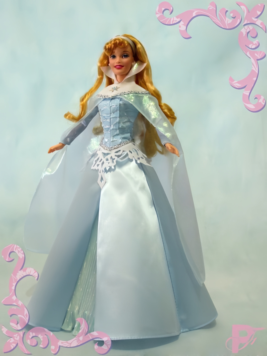 

Кукла Барби коллекционная Winter Frost Sleeping Beauty Disney 2001