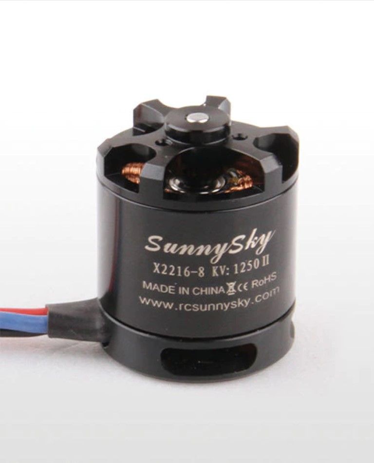 

Бесколлекторный двигатель SunnySky X2216 KV800