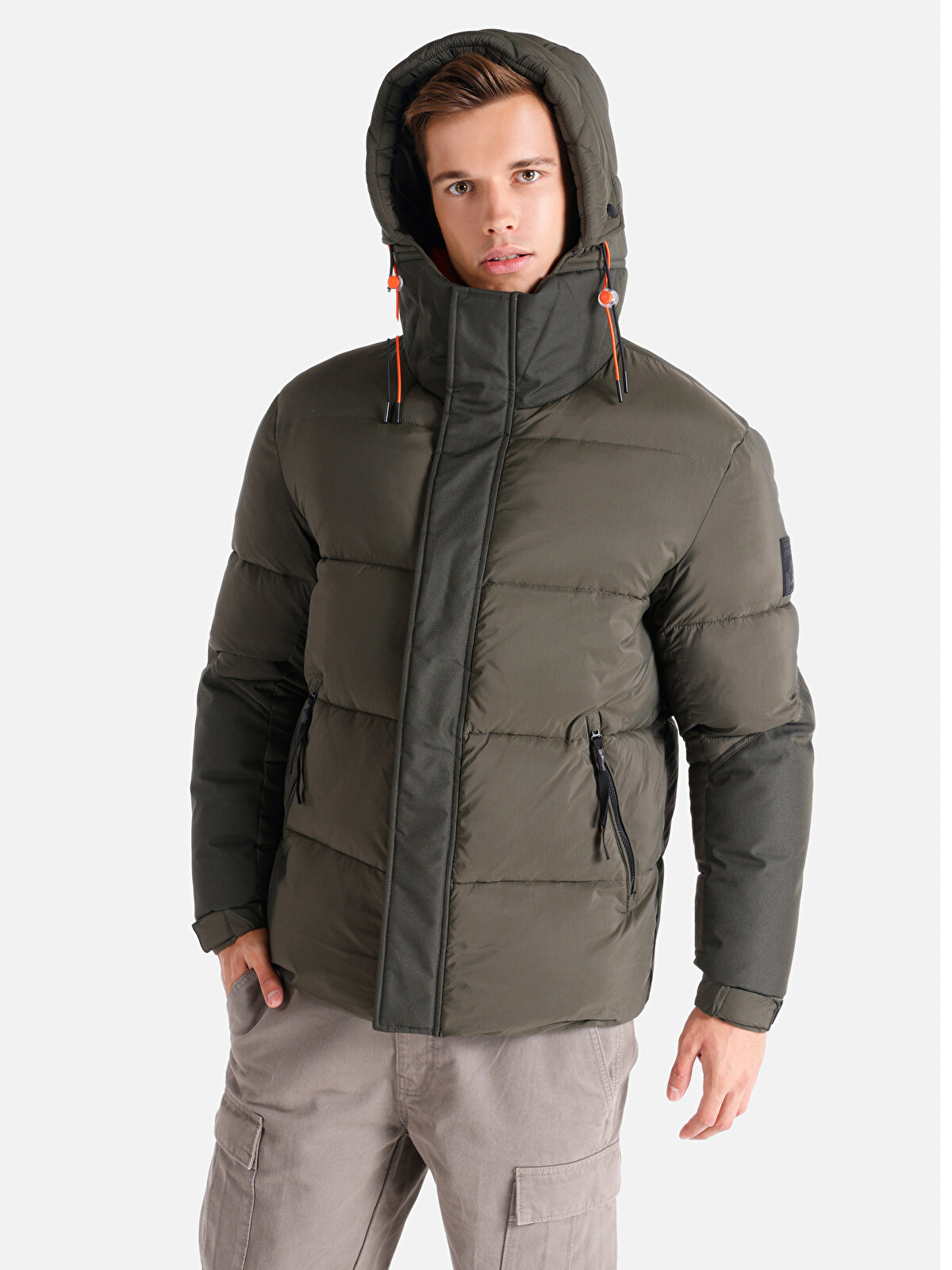 

Куртка мужская Colin's CL1064955 хаки M, CL1064955