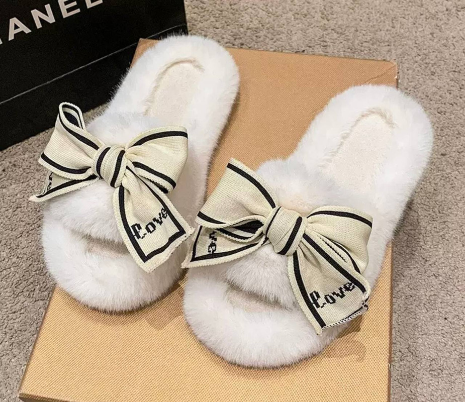 Тапочки женские LSAOSEE W-023 белые 40 RU