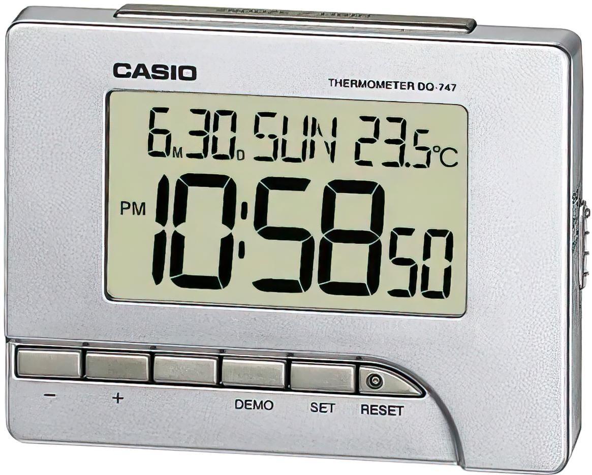 Часы Casio DQ-747-8E