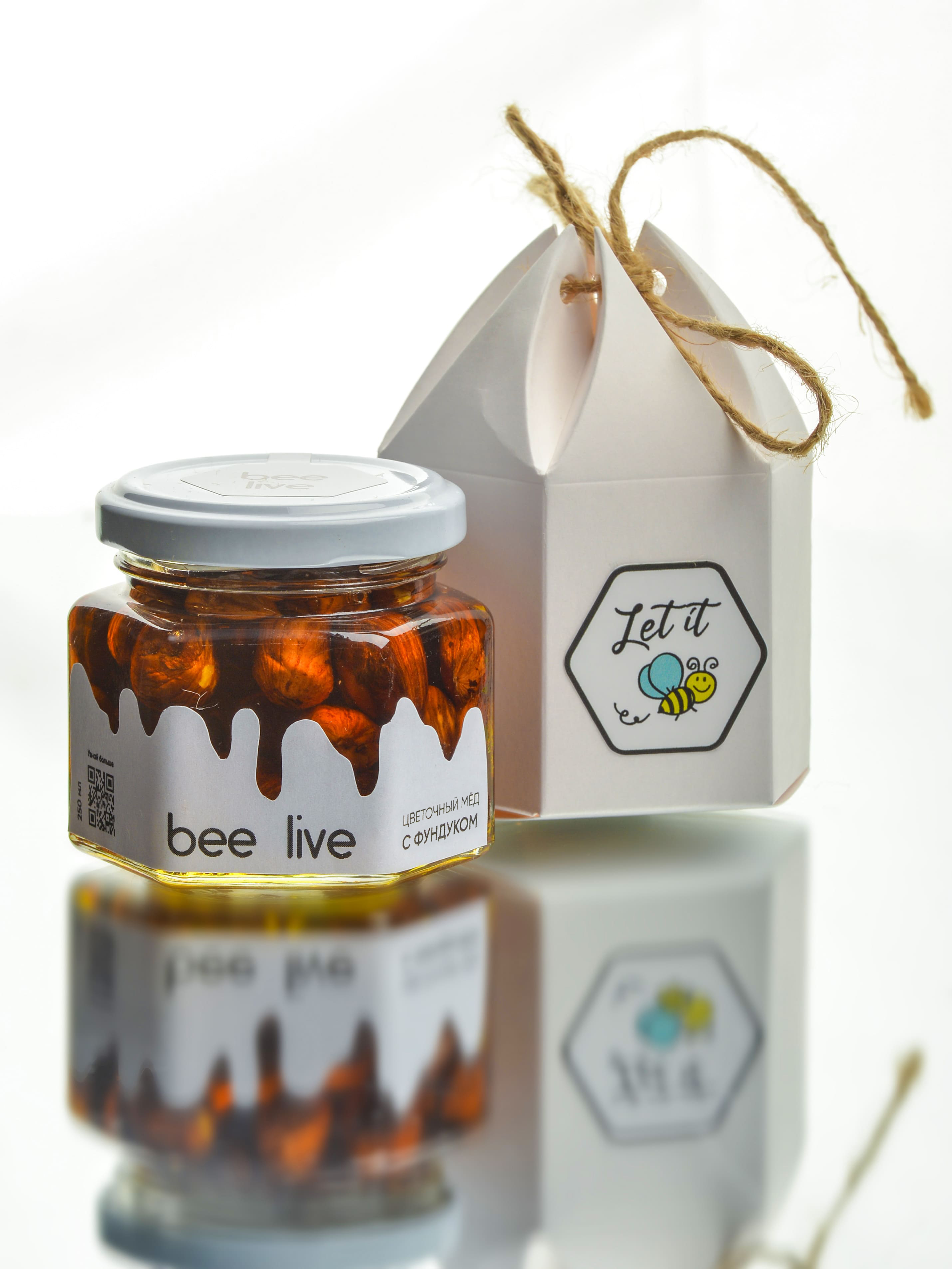 Мёд Bee live с фундуком в подарочной упаковке, 150 г
