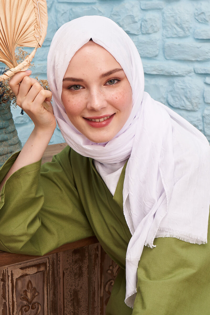 

Палантин женский MADAME POLO 5983, белый (доставка из-за рубежа), 5983