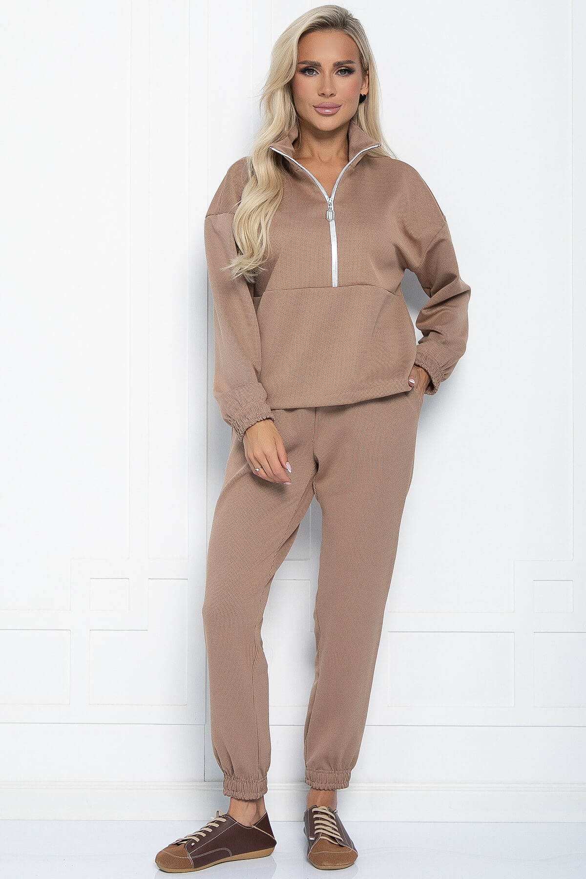 

Костюм женский LT Collection Спорти коричневый 48 RU, Спорти