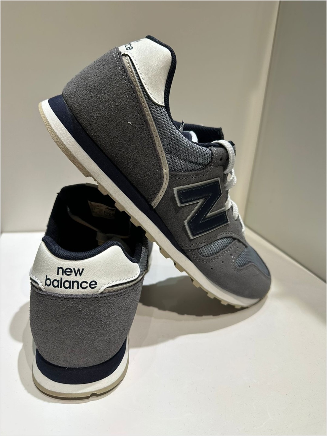 

Кроссовки мужские New Balance 373 синие 8.5 UK, Синий, 373