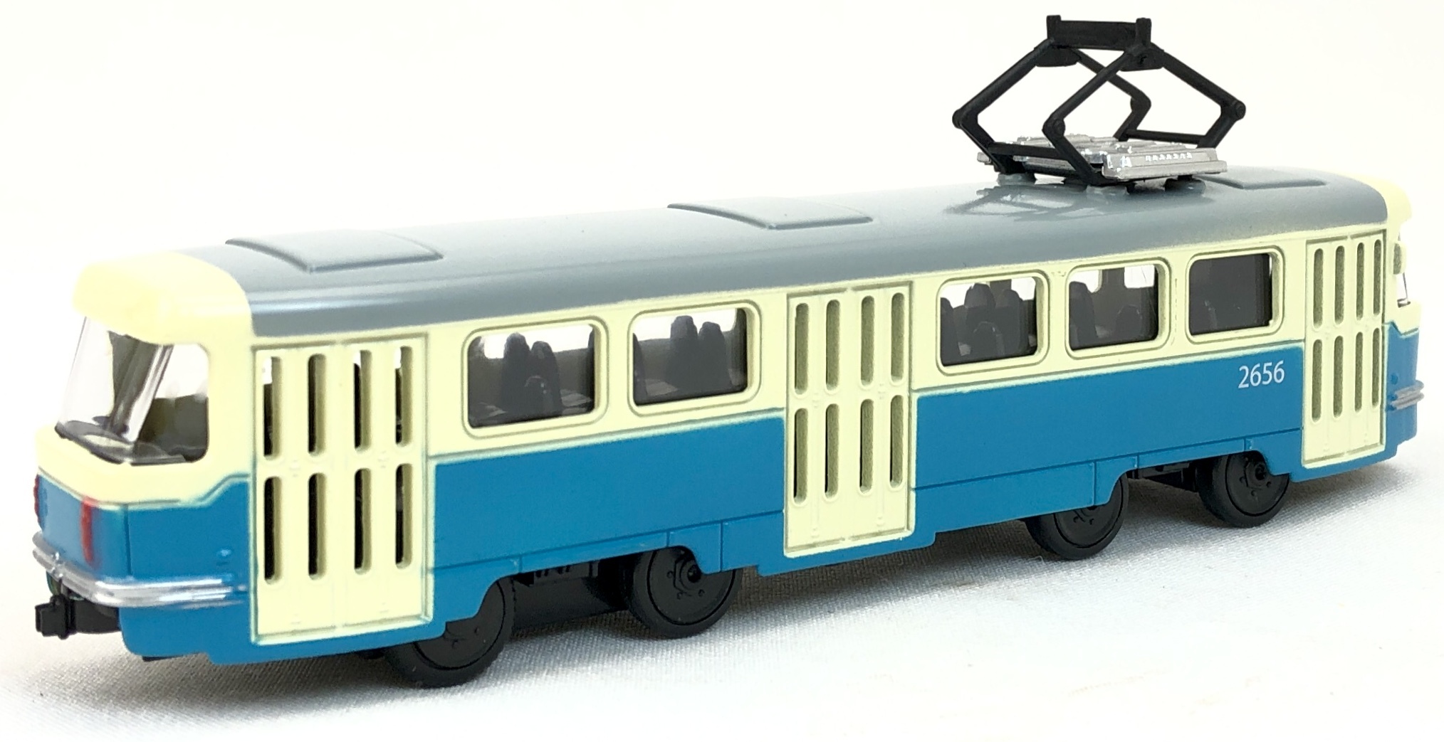 Металлическая модель PLAYSMART Трамвай 91173 модель трамвай 21 5 см 3 кнопки свет звук инерция жёлтый
